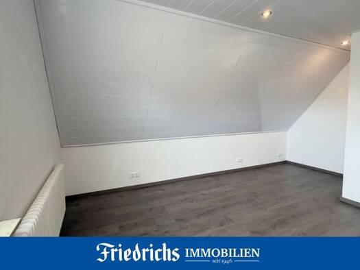 Wohnung zur Miete 605 € 2 Zimmer 65 m² EG Edewecht Edewecht 26188