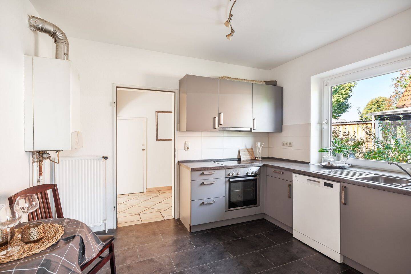 Property thumbnail 5