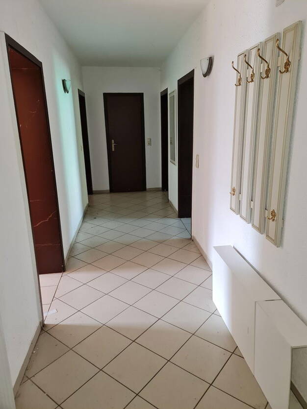 Wohnung zur Miete 700 € 2 Zimmer 77 m² 2. Geschoss Grifflenberg Wuppertal 42119