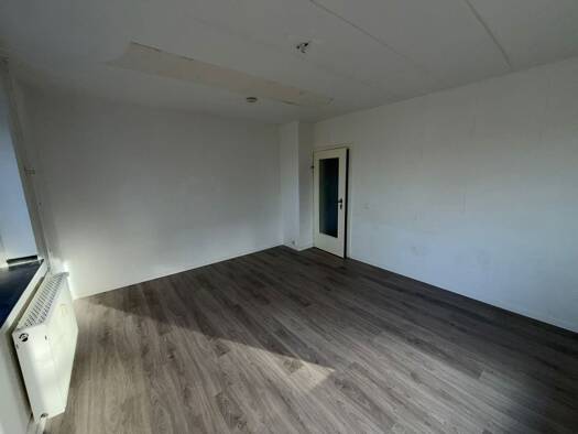Wohnung zur Miete 255 € 2 Zimmer 55 m² 2. Geschoss frei ab sofort Neue Straße (Großkayna) 7 Großkayna Braunsbedra 06242