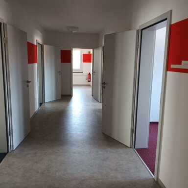 Bürofläche zur Miete provisionsfrei 1.200 € 6 Zimmer 155 m² Bürofläche Behringen Hörselberg-Hainich 99820