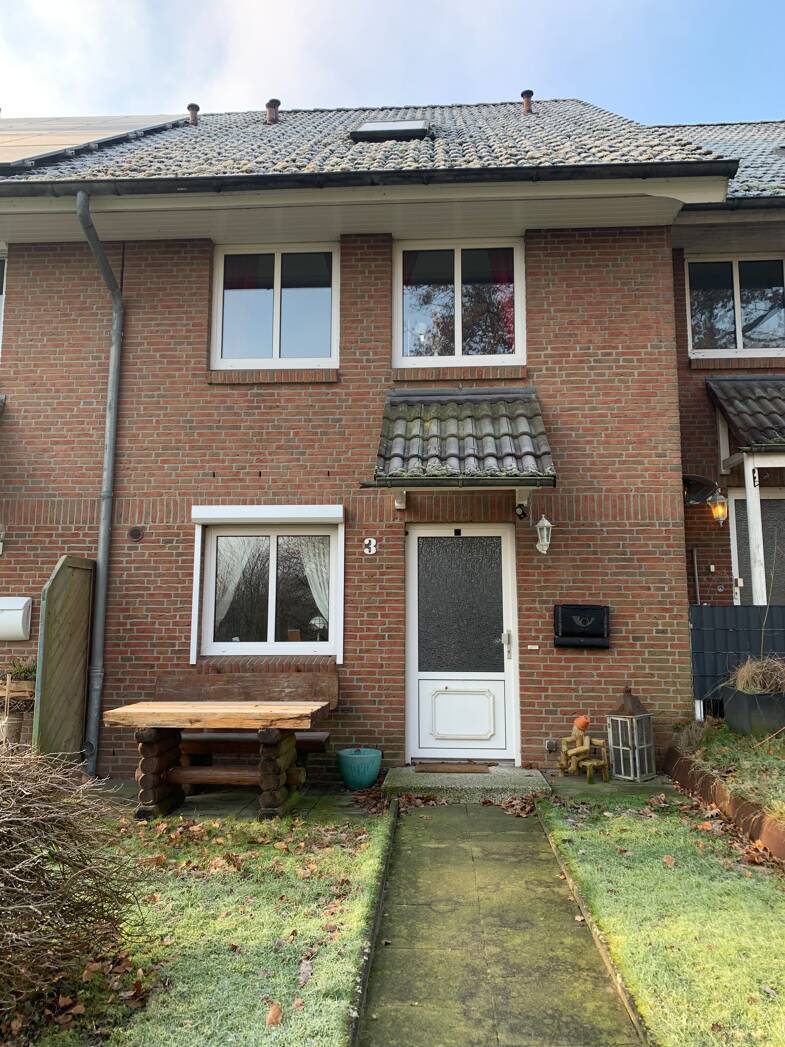 Reihenmittelhaus zum Kauf 280.000 € 5 Zimmer 120 m² 216 m² Grundstück Bad Bramstedt 24576