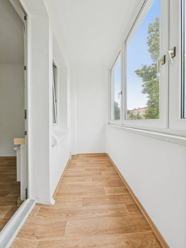 Wohnung zum Kauf 63.000 € 3 Zimmer 64,5 m² Neustadt Neustadt 01844