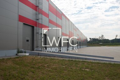 Lagerhalle zur Miete 4.265 m² Lagerfläche teilbar ab 3.110 m² Sirnau - Industriegebiet Esslingen am Neckar 73730