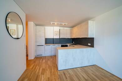 Wohnung zur Miete 1.167 € 2 Zimmer 70,7 m² 10. Geschoss frei ab 01.09.2025 Königswiesen - Nord Regensburg 93051