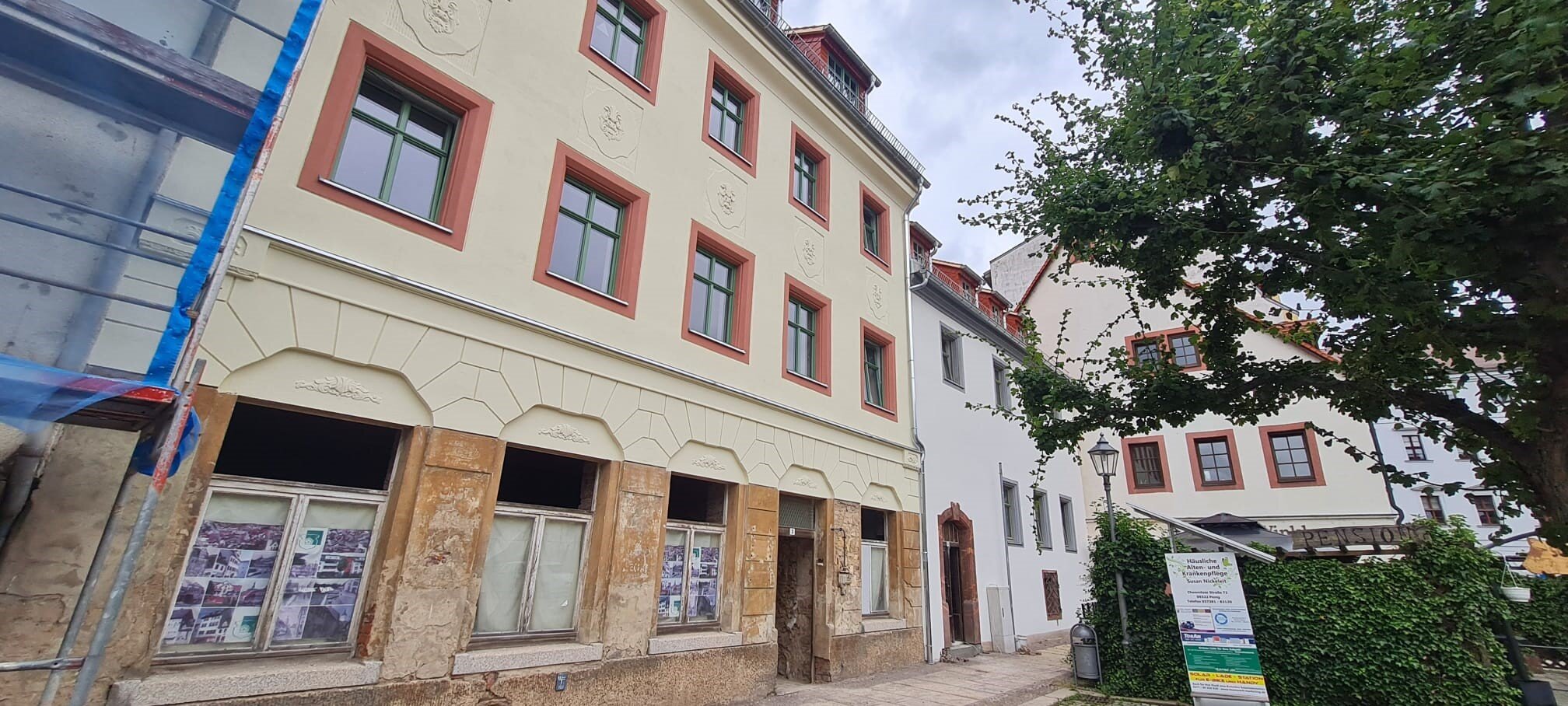 Apartment zur Miete 1.175 € 4 Zimmer 111,9 m²<br/>Wohnfläche 1.<br/>Geschoss 01.10.2024<br/>Verfügbarkeit Schloßplatz 5 Penig Penig 09322