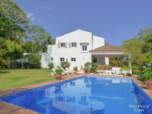 Villa zum Kauf provisionsfrei 1.250.000 € 5 Zimmer 450 m² 2.106 m² Grundstück Sotogrande