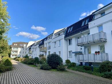 Wohnung zur Miete 315 € 2 Zimmer 48 m² Dachgeschoss Glauchauer Straße 32 Schloßchemnitz Chemnitz 09113