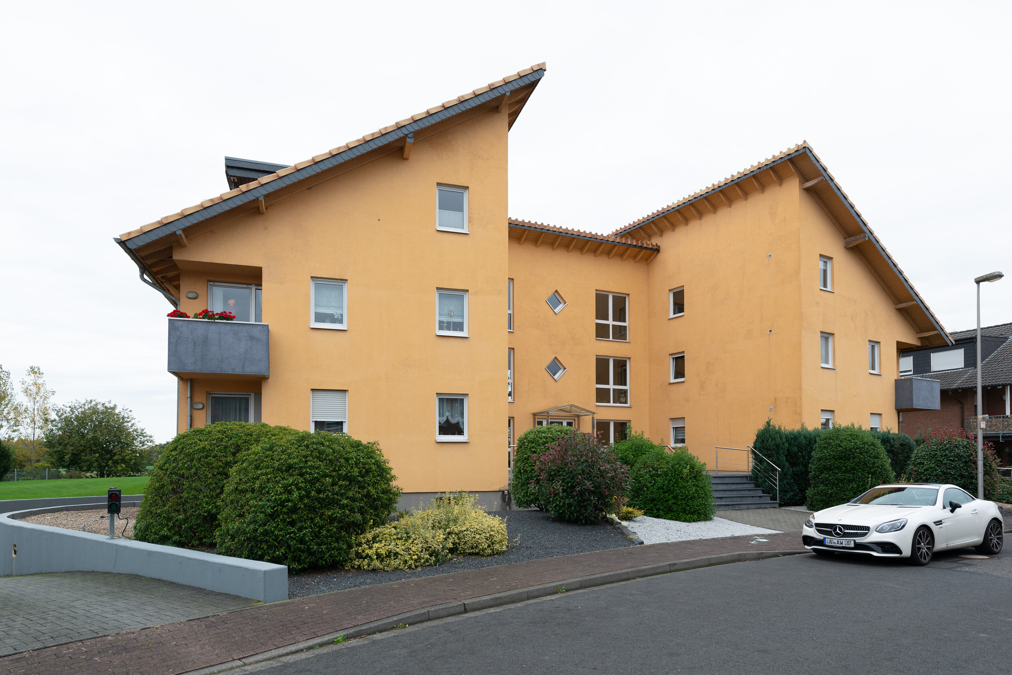 Wohnanlage zum Kauf als Kapitalanlage geeignet 2.290.000 € 615,6 m²<br/>Fläche 2.596 m²<br/>Grundstück Potsdamer Straße 20 Heinsberg Heinsberg 52525