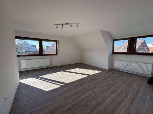 Wohnung zur Miete 790 € 2 Zimmer 63 m² 2. Geschoss frei ab 01.04.2026 Pleidelsheim 74385