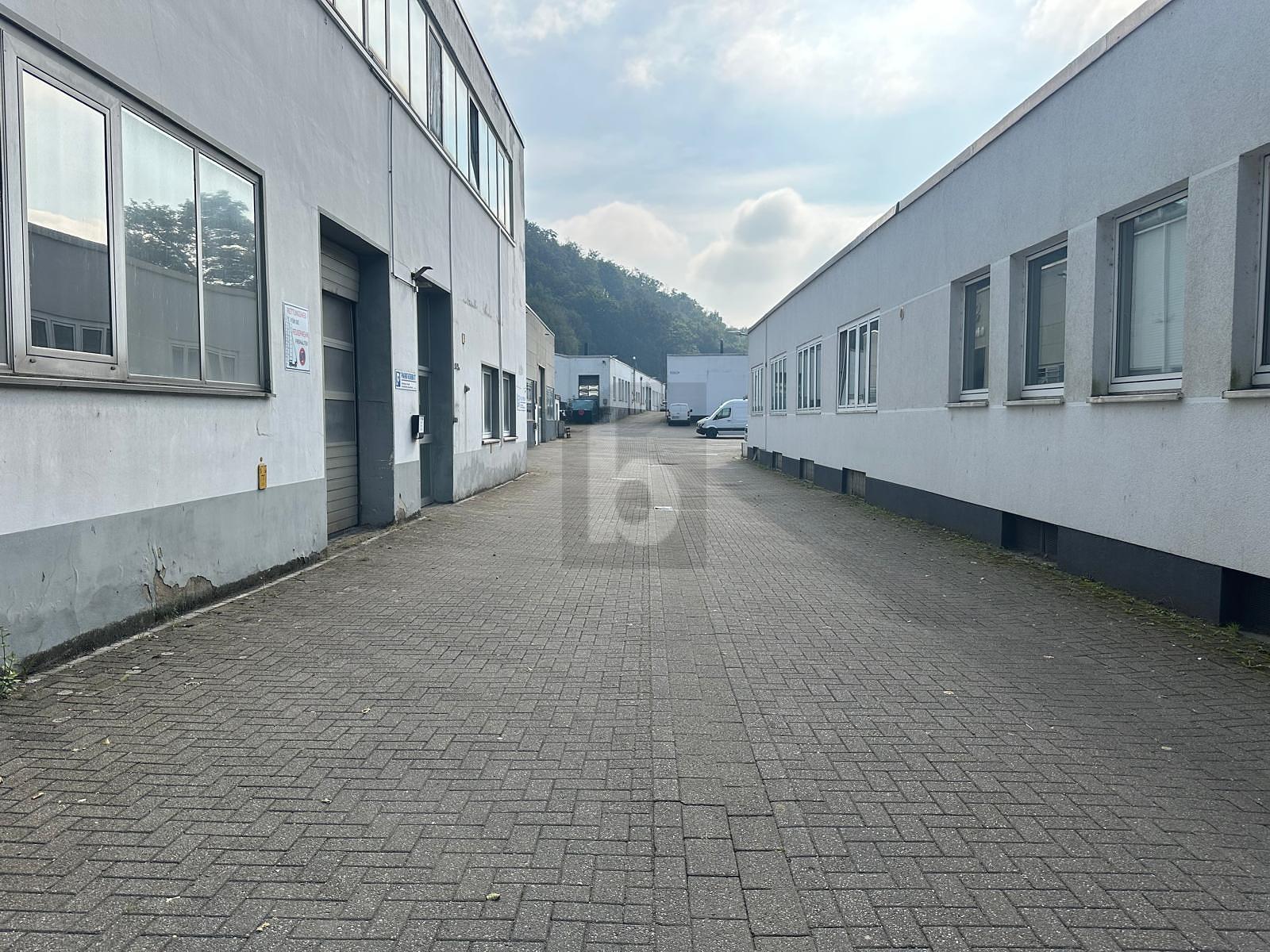 Produktionshalle zum Kauf als Kapitalanlage geeignet 2.980.000 € 17.358 m²<br/>Grundstück Bredenscheid-Stüter Hattingen 45527