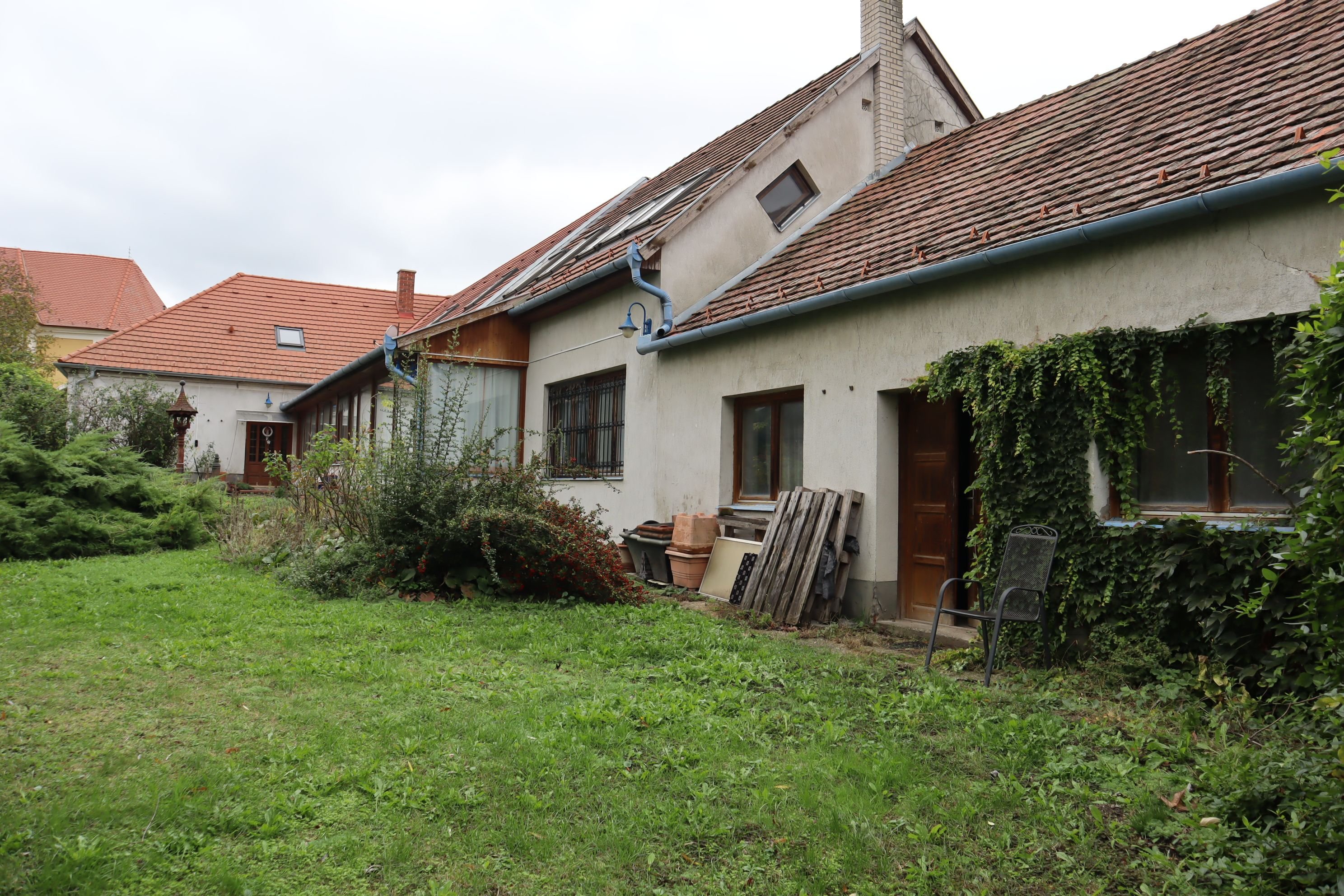 Bauernhaus zum Kauf 167.000 € 3 Zimmer 280 m²<br/>Wohnfläche 2.600 m²<br/>Grundstück Rábaszentmihály 9135