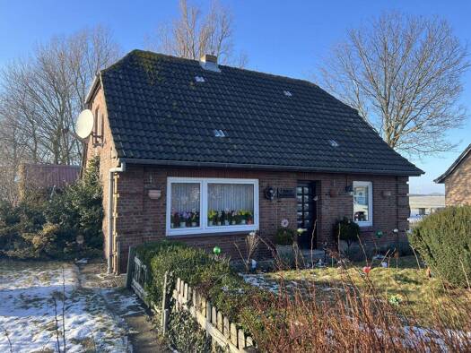 Einfamilienhaus zum Kauf 169.000 € 3,5 Zimmer 114 m² 1.702 m² Grundstück Nordstrand 25845