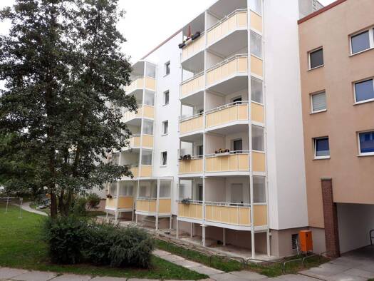 Wohnung zur Miete 434 € 2 Zimmer 63,8 m² EG Webergasse 10 Crimmitschau 08451