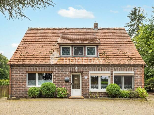 Einfamilienhaus zum Kauf 239.000 € 7 Zimmer 175 m² 3.433 m² Grundstück frei ab 01.11.2025 Beverbruch Garrel 49681