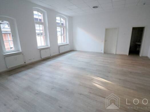 Bürofläche zur Miete 420 € 2 Zimmer 60 m² Bürofläche Finsterwalde 03238
