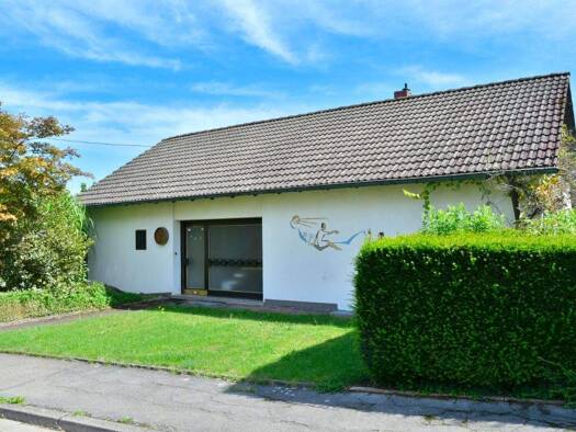 Einfamilienhaus zum Kauf 269.000 € 6 Zimmer 150 m² 630 m² Grundstück Fürstenhausen Völklingen 66333