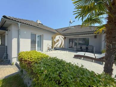 Bungalow zum Kauf 649.000 € 6 Zimmer 185 m² 762 m² Grundstück Altenburg Jestetten 79798