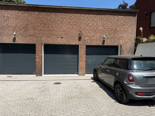 Garage zur Miete 130 € Uerdingen Uerdingen 47829