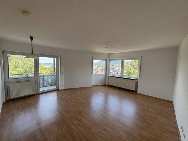 Wohnung zur Miete 630 € 2 Zimmer 52,5 m² 3. Geschoss frei ab sofort Aalen Aalen 73431