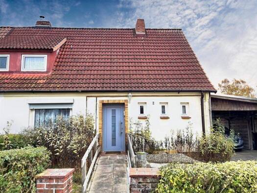 Doppelhaushälfte zum Kauf 259.000 € 4 Zimmer 86 m² 819 m² Grundstück Oldenburg 23758