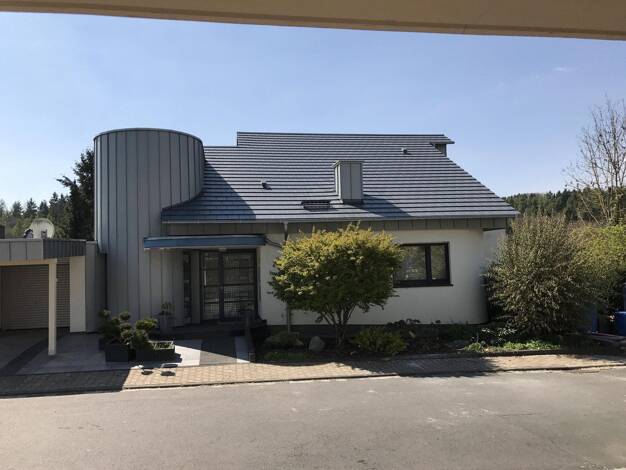 Einfamilienhaus zum Kauf provisionsfrei 830.000 € 7,5 Zimmer 350 m² 766 m² Grundstück Kickelsberg 17 Schwickershausen Bad Camberg-Schwickershausen 65520