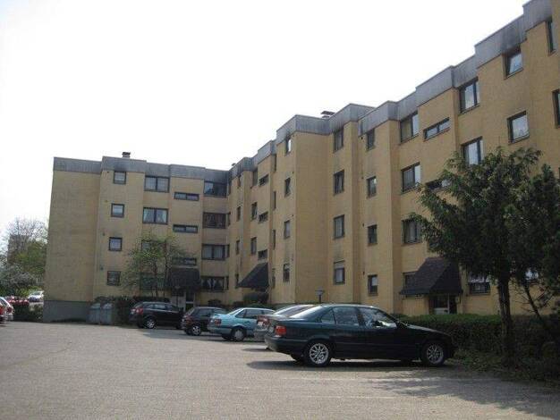 Wohnung zur Miete 912 € 4,5 Zimmer 81,5 m² frei ab 15.03.2026 Carl von Ossietzky-Straße 72 Wiesbaden 65197
