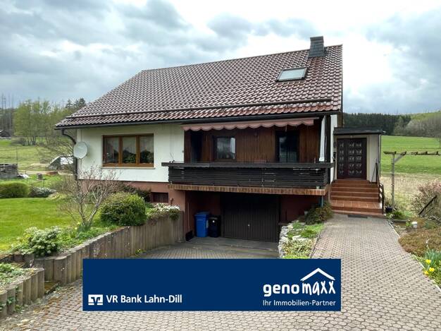 Einfamilienhaus zum Kauf 249.000 € 7 Zimmer 96 m² 1.052 m² Grundstück Mandeln Dietzhölztal / Mandeln 35716