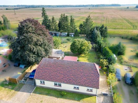 Einfamilienhaus zum Kauf 159.000 € 6 Zimmer 121 m² 1.843 m² Grundstück Runow Bülow 19089