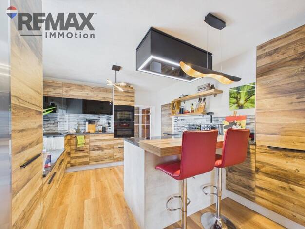 Einfamilienhaus zum Kauf 365.000 € 8 Zimmer 240 m² 275 m² Grundstück Orscholz Mettlach 66693
