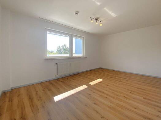 Wohnung zum Kauf 260.000 € 3 Zimmer 69 m² Bruck Erlangen 91058