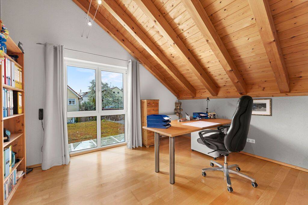 Einfamilienhaus zum Kauf - Mehr