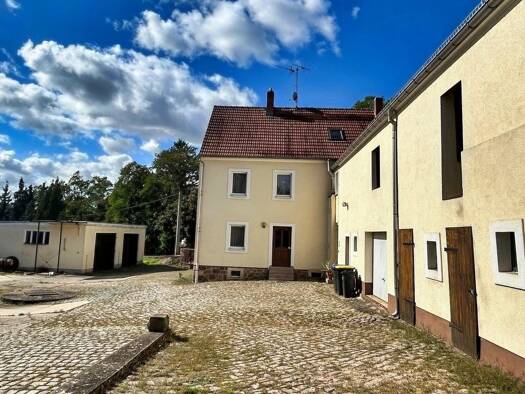 Einfamilienhaus zum Kauf 585.000 € 6 Zimmer 220 m² 1.820 m² Grundstück Radebeul 01445