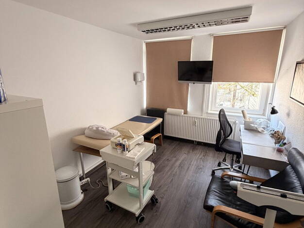 Praxis zur Miete provisionsfrei 1.850 € 170 m² Bürofläche Bismarckstraße 4 Pinneberg 25421