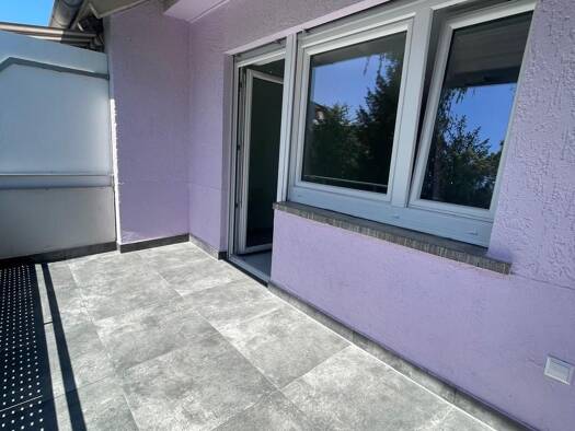 Wohnung zur Miete 1.450 € 3 Zimmer 70 m² Geschoss 1/3 frei ab sofort Immelmannstraße 22 Ditzingen Ditzingen 71254