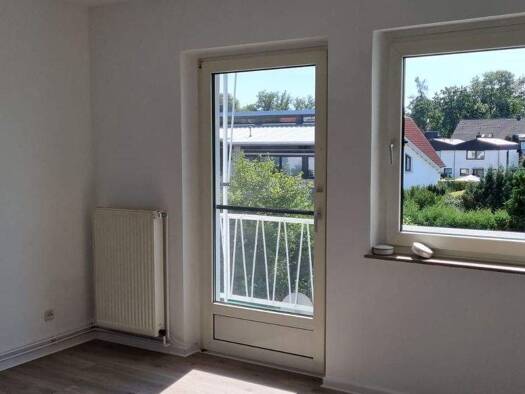 Wohnung zur Miete 595 € 3 Zimmer 64 m² frei ab sofort Lage 32791