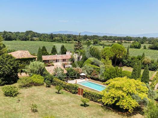 Haus zum Kauf 1.850.000 € 410 m² 6.380 m² Grundstück Secteur Sud Pernes-les-Fontaines 84210