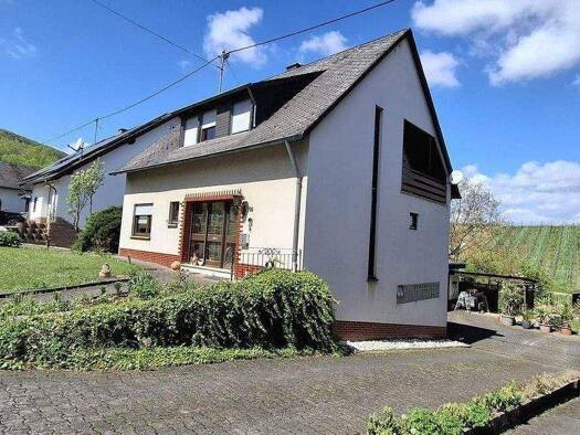 Einfamilienhaus zum Kauf 372.000 € 7 Zimmer 155 m² 901 m² Grundstück Leiwen 54340