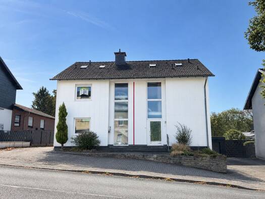 Mehrfamilienhaus zum Kauf 449.000 € 9 Zimmer 206 m² 987 m² Grundstück Pumpe Eschweiler 52249