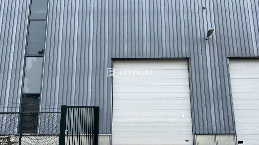 Lagerhalle zur Miete provisionsfrei 6.870 m² Lagerfläche teilbar ab 2.870 m² Elberfeld Wuppertal 42115