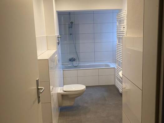 Wohnung zur Miete 820 € 3 Zimmer 84 m² Geschoss 1/2 frei ab sofort Wolfhager Straße 364 Harleshausen Kassel 34128