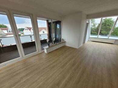 Wohnung zur Miete 1.120 € 2 Zimmer 122 m² Dachgeschoss frei ab sofort Habenhausen Bremen 28279