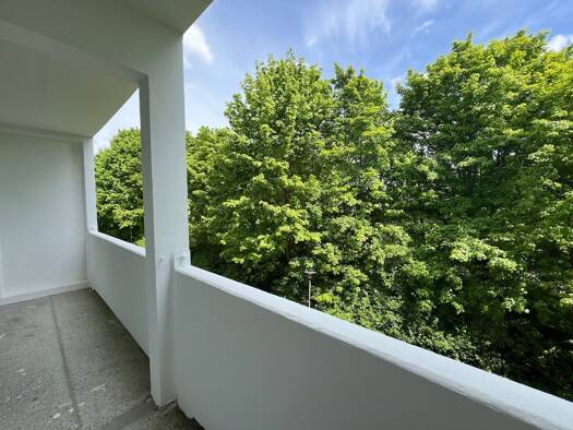 Wohnung zur Miete 380 € 4 Zimmer 71,6 m² 3. Geschoss Yorckstraße 32 b Yorckgebiet Yorckgebiet 09130