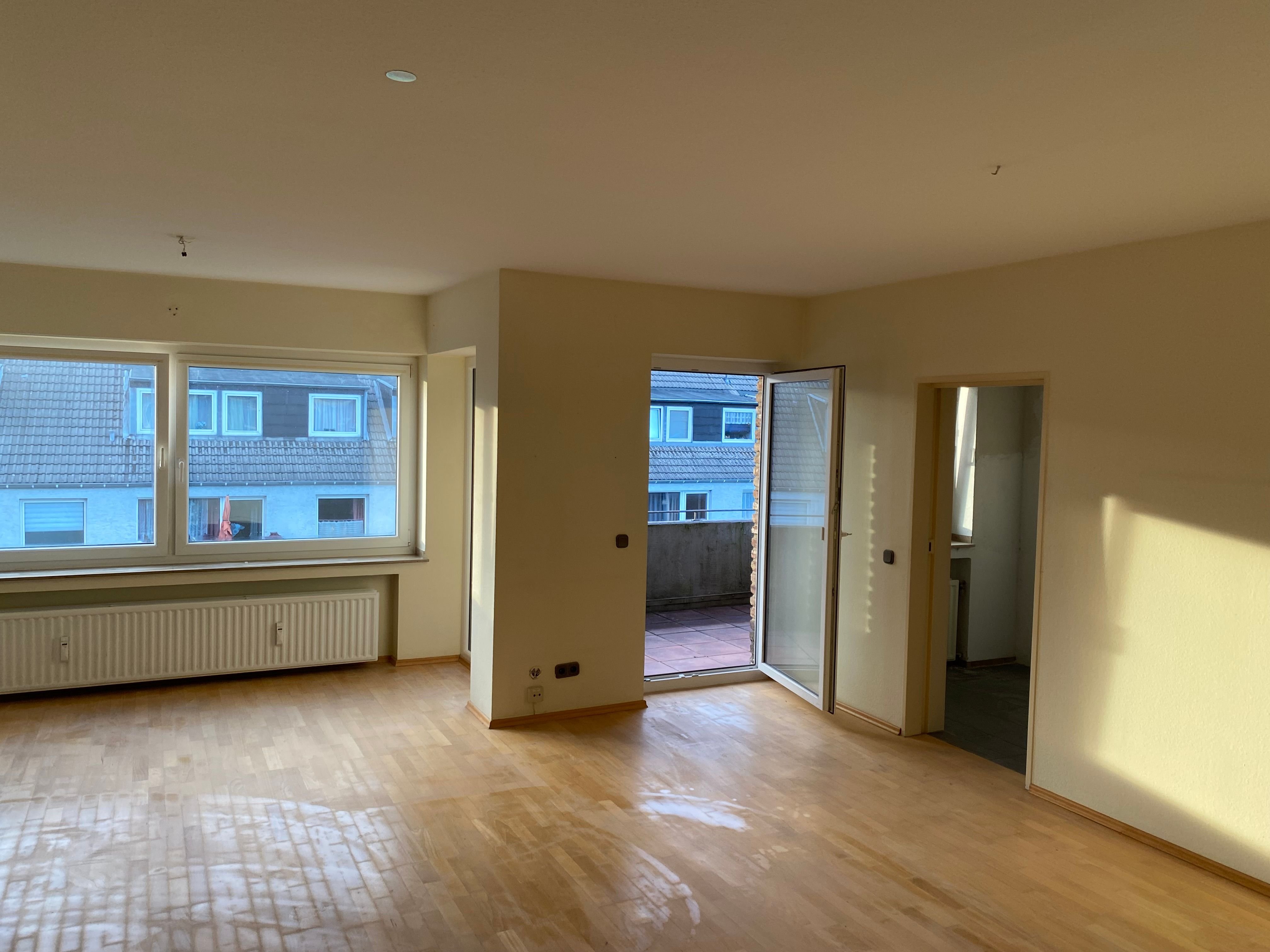 Wohnung zur Miete 680 € 3 Zimmer 83 m²<br/>Wohnfläche 2.<br/>Geschoss ab sofort<br/>Verfügbarkeit Eilendorf Aachen 52080