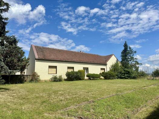 Einfamilienhaus zum Kauf 149.000 € 4 Zimmer 120 m² 2.120 m² Grundstück frei ab sofort Herzberg Herzberg (Elster) 04916