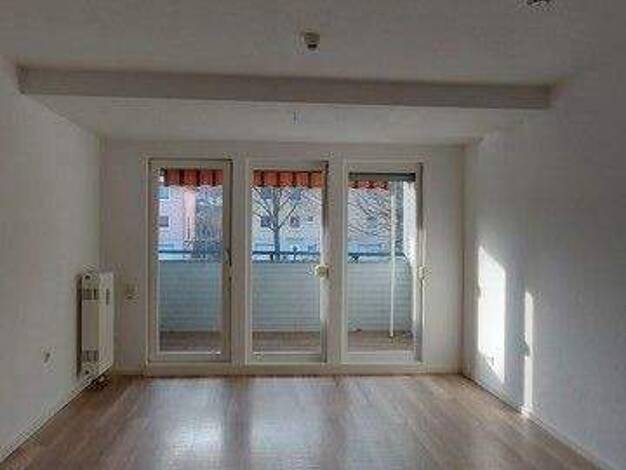 Wohnung zur Miete 518 € 2 Zimmer 64 m² frei ab 10.02.2026 Nickerner Platz 2 Lockwitz Dresden 01257