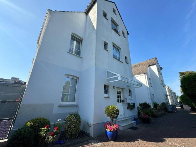 Wohnung zur Miete 1.150 € 3 Zimmer 117 m² 2. Geschoss frei ab 01.12.2026 Menglinghauser Straße 374 Persebeck Hombruch 44227