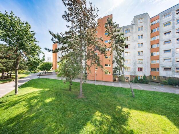 Wohnung zur Miete nur mit Wohnberechtigungsschein 618 € 2,5 Zimmer 81 m² 3. Geschoss frei ab sofort Obstallee 8 Spandau Berlin 13593