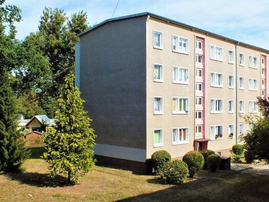 Wohnung zur Miete 318 € 3 Zimmer 60 m² 2. Geschoss frei ab sofort Am Sperlingszaun 11 Ronneburg 07580