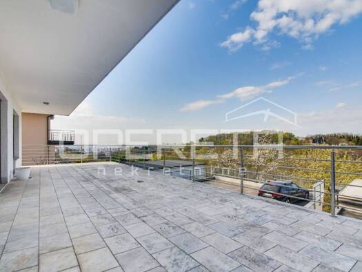 Haus zur Miete 1 Zimmer 526 m² Tuskanac